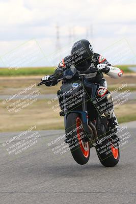 media/Apr-26-2024-TrackDaz (Fri) [[c4b677d280]]/B Group/120pm (Wheelie Bump)/